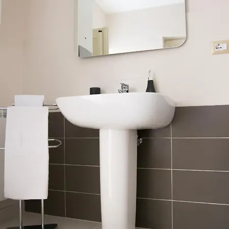 Il Barocco, 3 Bedrooms Deluxe 230mq2 Apartment Catania